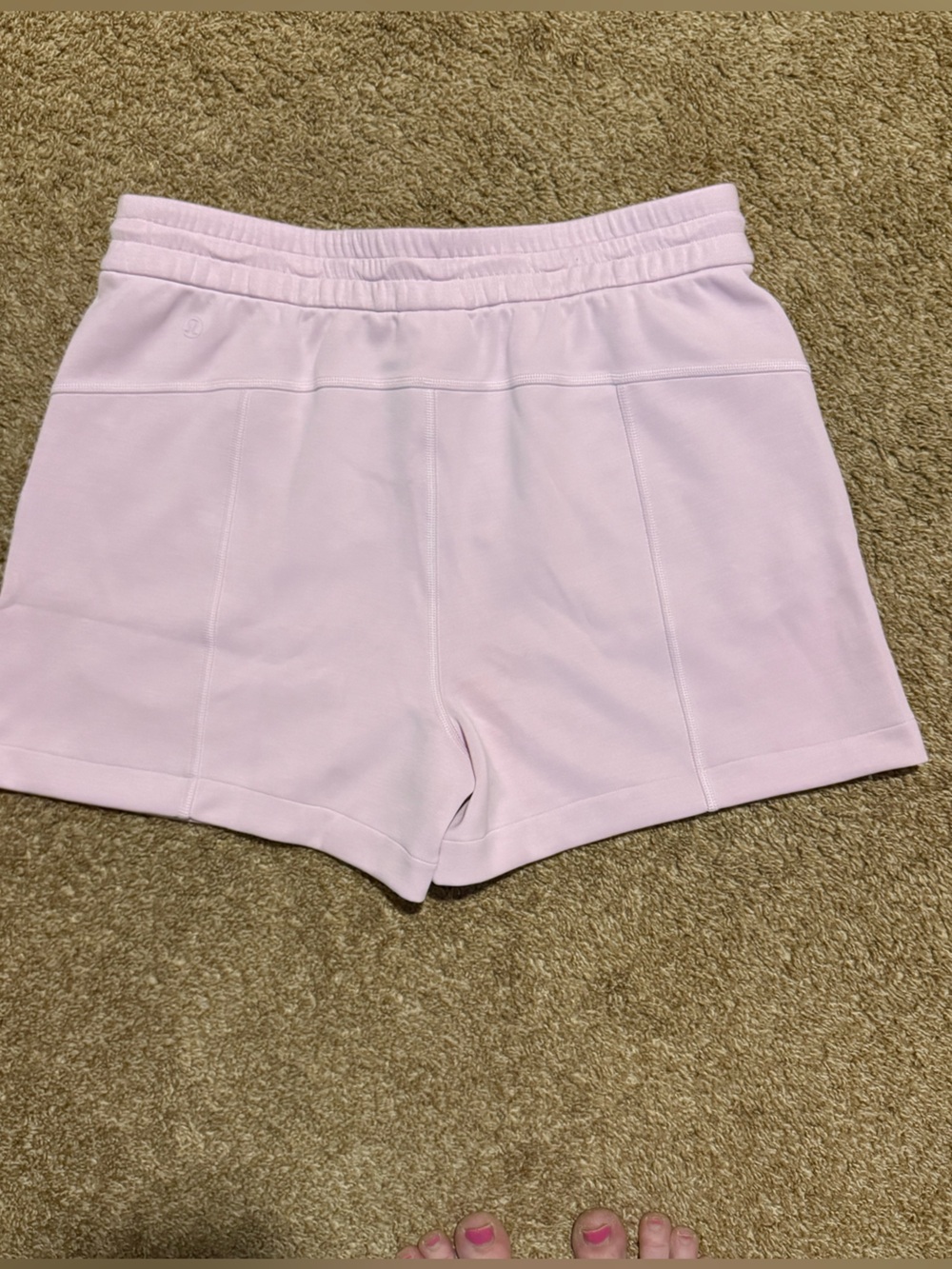 lululemon athletica Softstreme high rise short 4” pink organza NWT - Picture 4 of 5